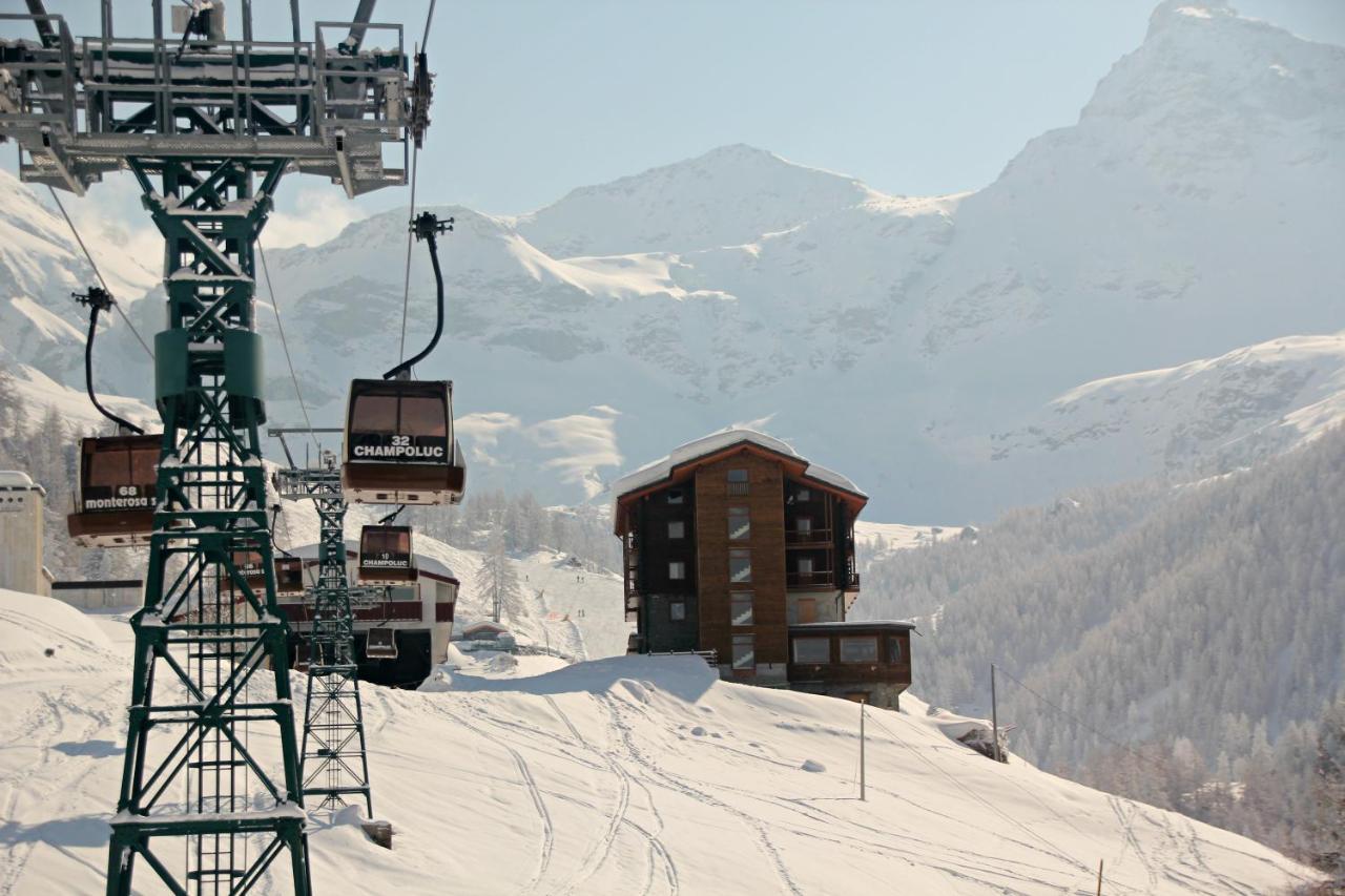 Maison Fosson Aparthotel Champoluc Bagian luar foto