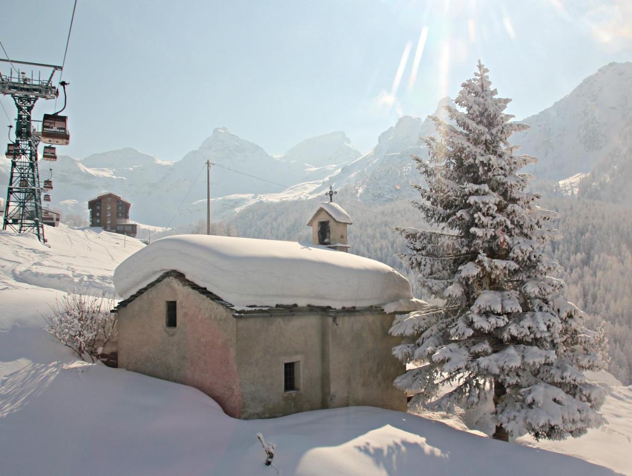 Maison Fosson Aparthotel Champoluc Bagian luar foto