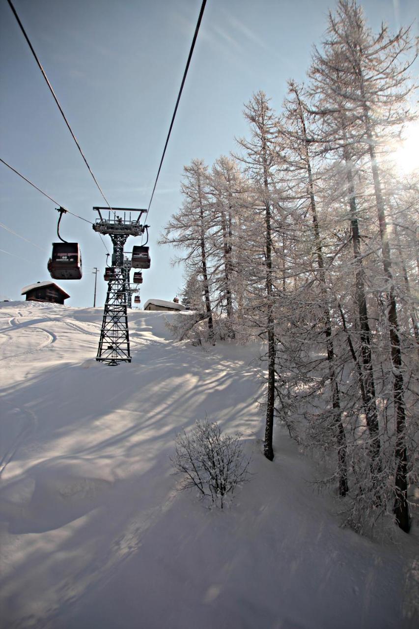 Maison Fosson Aparthotel Champoluc Bagian luar foto